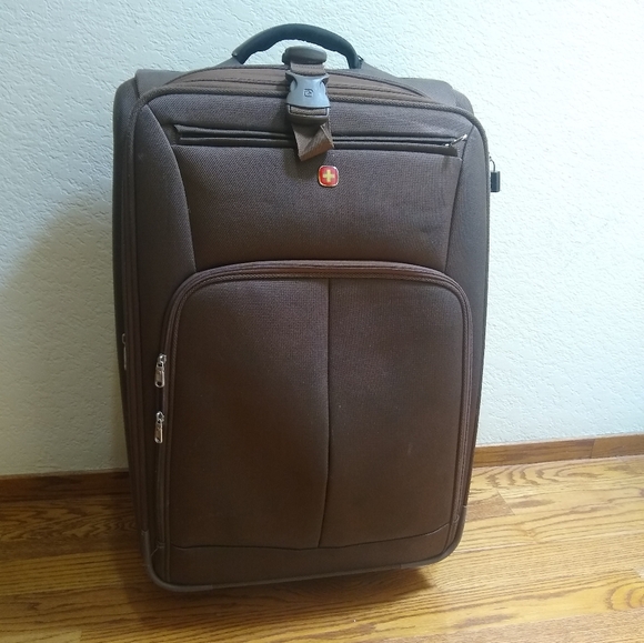 Swiss Gear Softside Expandable Check In Roller Luggage Brown - Picture 1 of 12